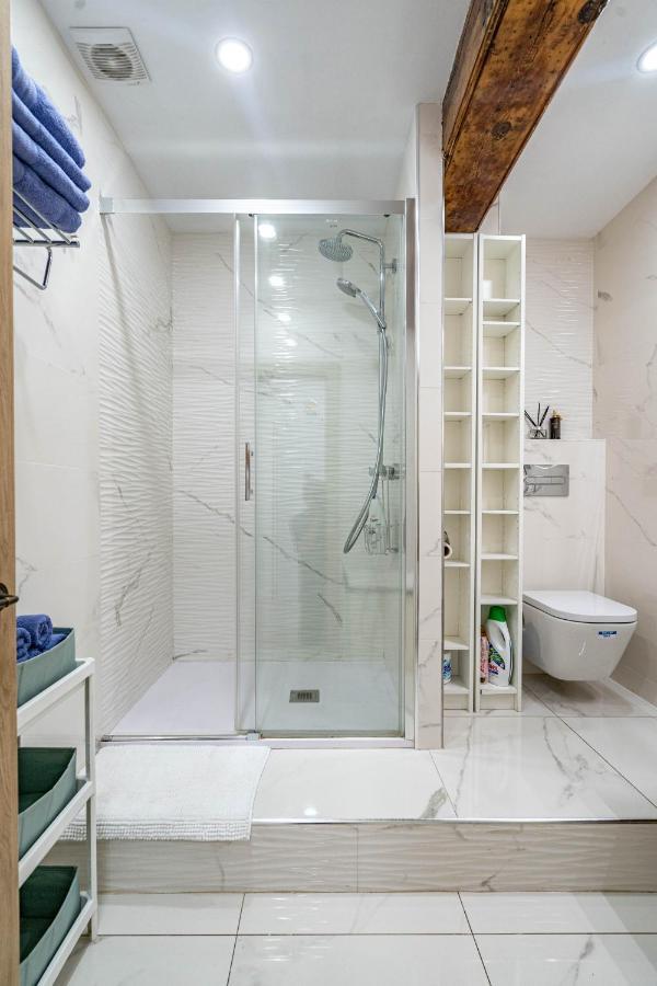 Apartmán Central Luxury Flat With Free Parking Valencie Exteriér fotografie